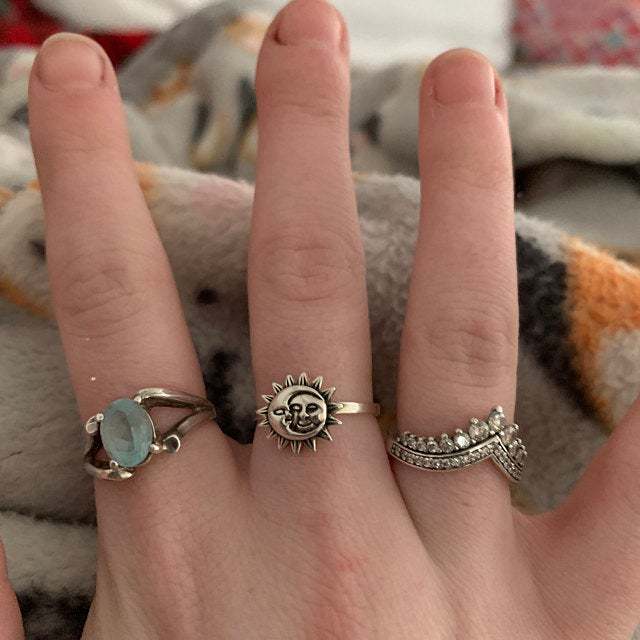 Retro Design Sense Sunflower Earrings